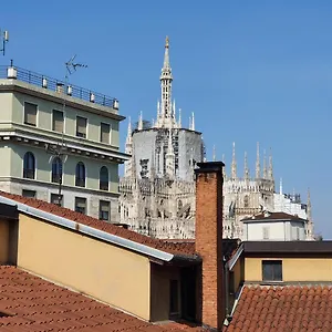View Luxury Duomo Apartment