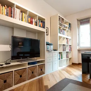 Sebino Apartment